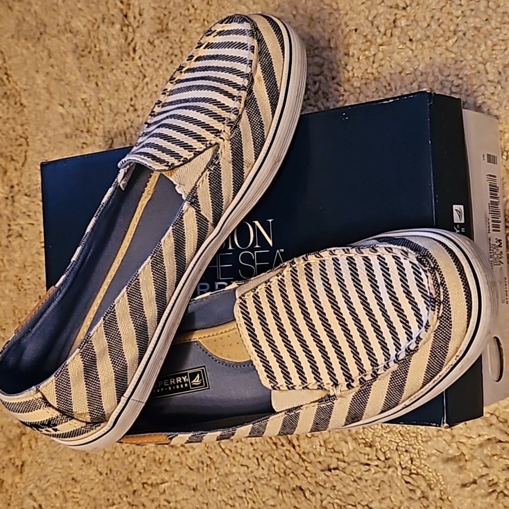 Sperry top sider canvas flats